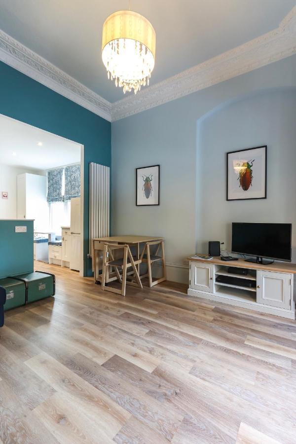 Bright Modern Two Bed With Parking Lägenhet Bristol Exteriör bild